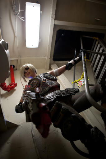 Gears of War 3 - Косплей Ани Страуд (Meagan Vanburkleo and Jessica Nigri) UPD