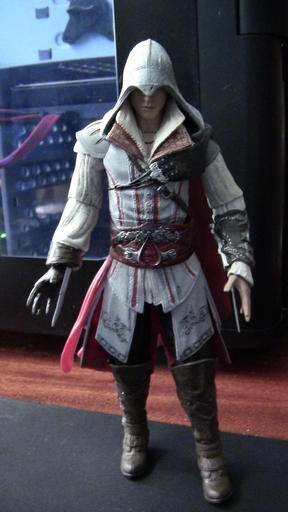 Assassin's Creed II - Обзор фигурки Эцио Аудиторе да Фиренце от NECA Ukr/Rus